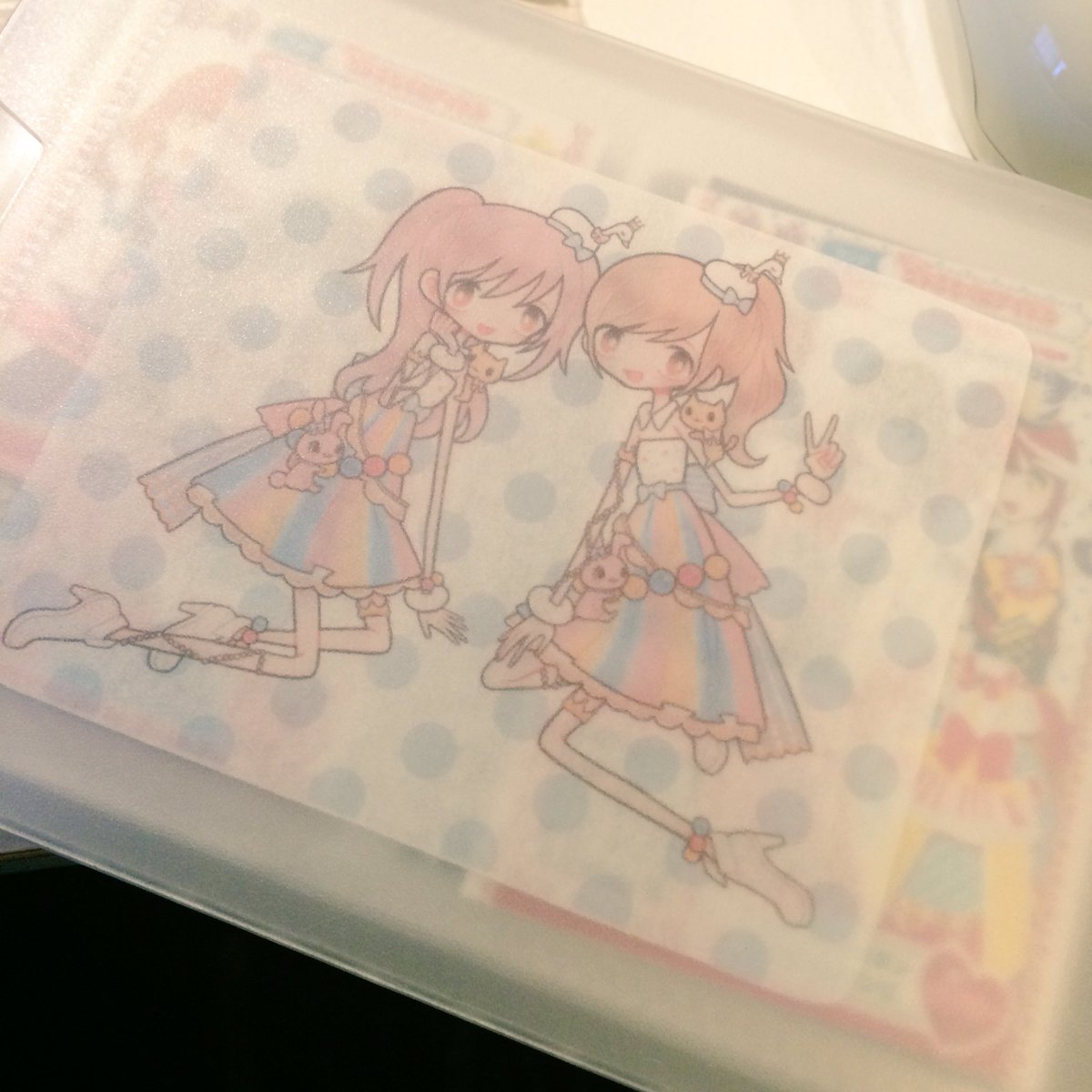 sksmcap's tweet photo. 持ち歩かないプリチケファイルにマイキャラシールを貼りました https://t.co/wciV5DWk7U