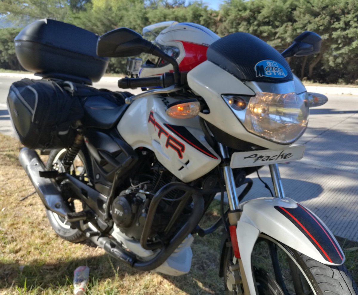 motosGT94's tweet image. La mejor forma de ver una tormenta es a través de tu espejo retrovisor.
#motosgt94 #apache180 #guatemala #gatemagica #viajeenmoto #viajar