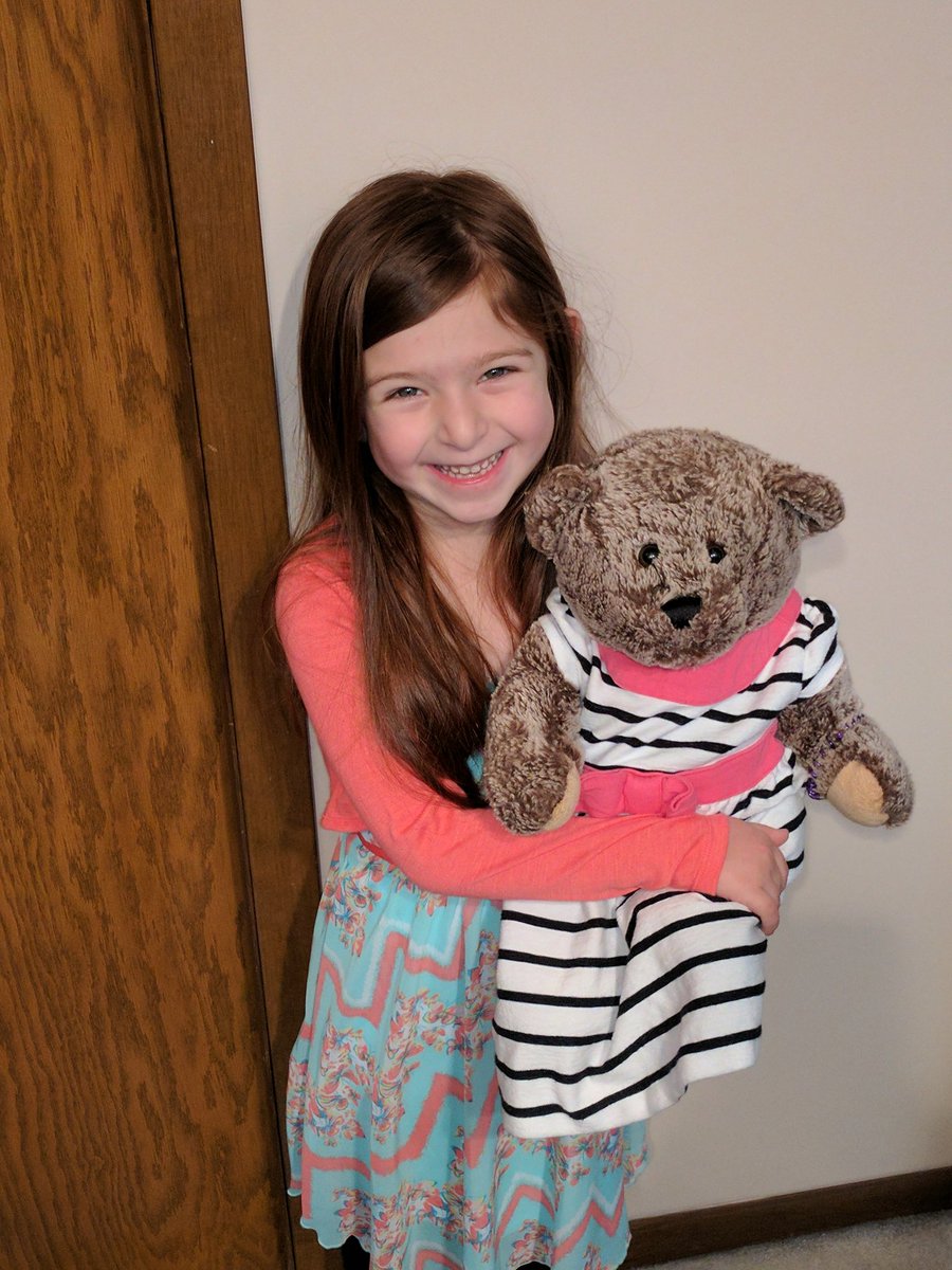 Grizzly and J getting ready for her great uncle's 65 birthday <a href="/WildcatsKK/">Lisa Kauth</a>