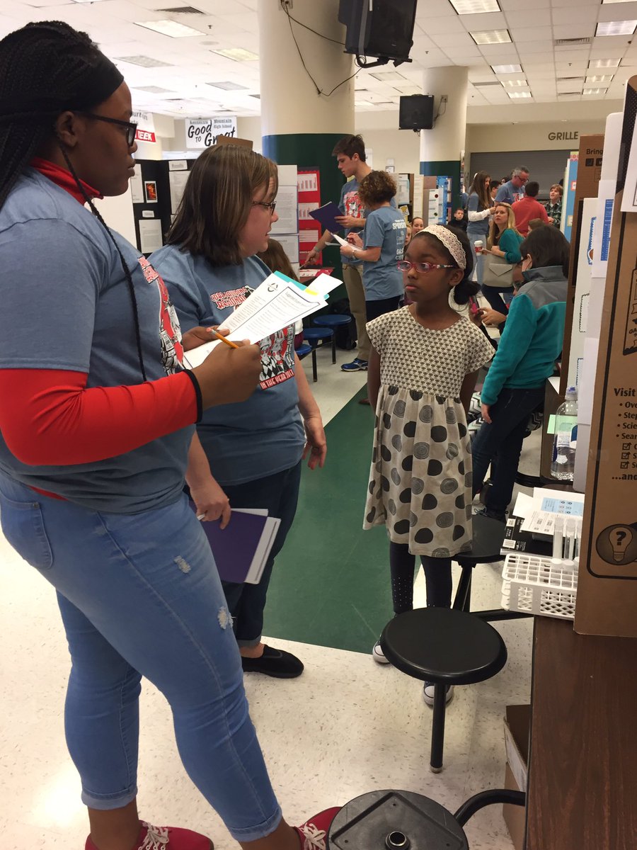 cobbscience's tweet photo. Cobb-Paulding Elementary Science Fair. Thanks to our teacher and student volunteer judges https://t.co/s7MxcfvL7Q