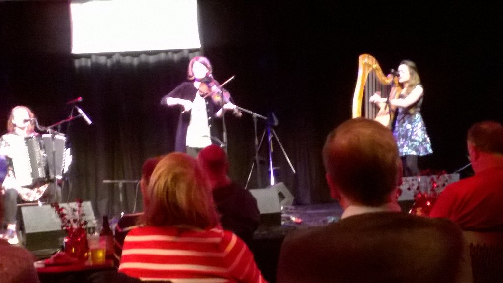 CarolTynan's tweet photo. @LadyMaisery @AtkinsonThe #LoveFolk https://t.co/CaRKreX1qq