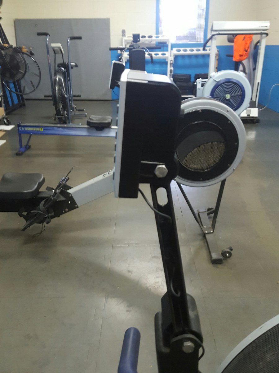 CrewFessions's tweet image. Two kinds of people