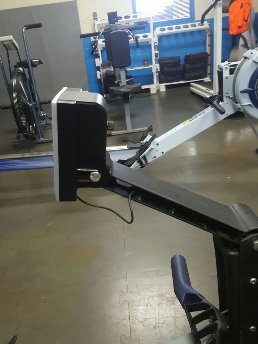 CrewFessions's tweet image. Two kinds of people