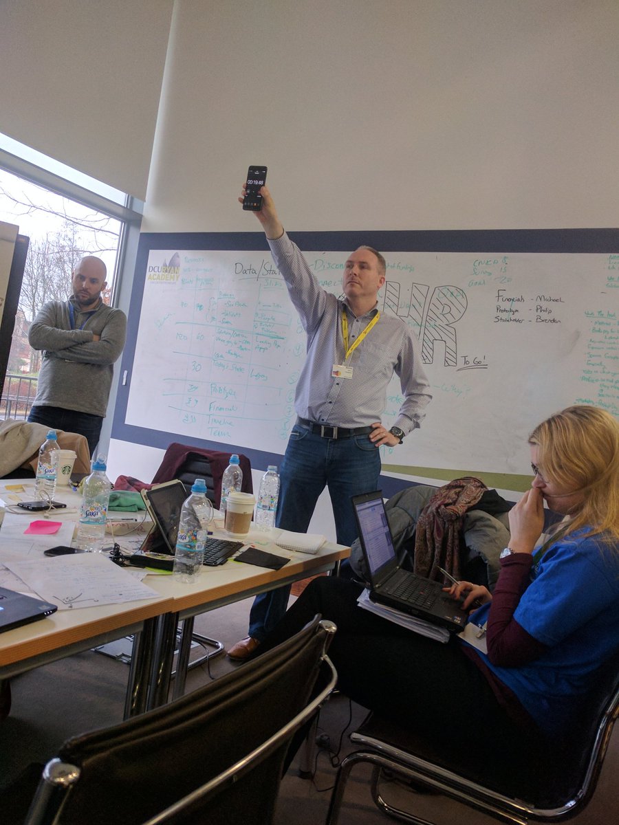 backhomeie's tweet photo. Time! @BrianMurraytalk #AmChamHackers https://t.co/kqzGtpPBR0