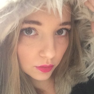 Nicole_makeup1's tweet photo. #NewProfilePic https://t.co/IWfetEYhhB