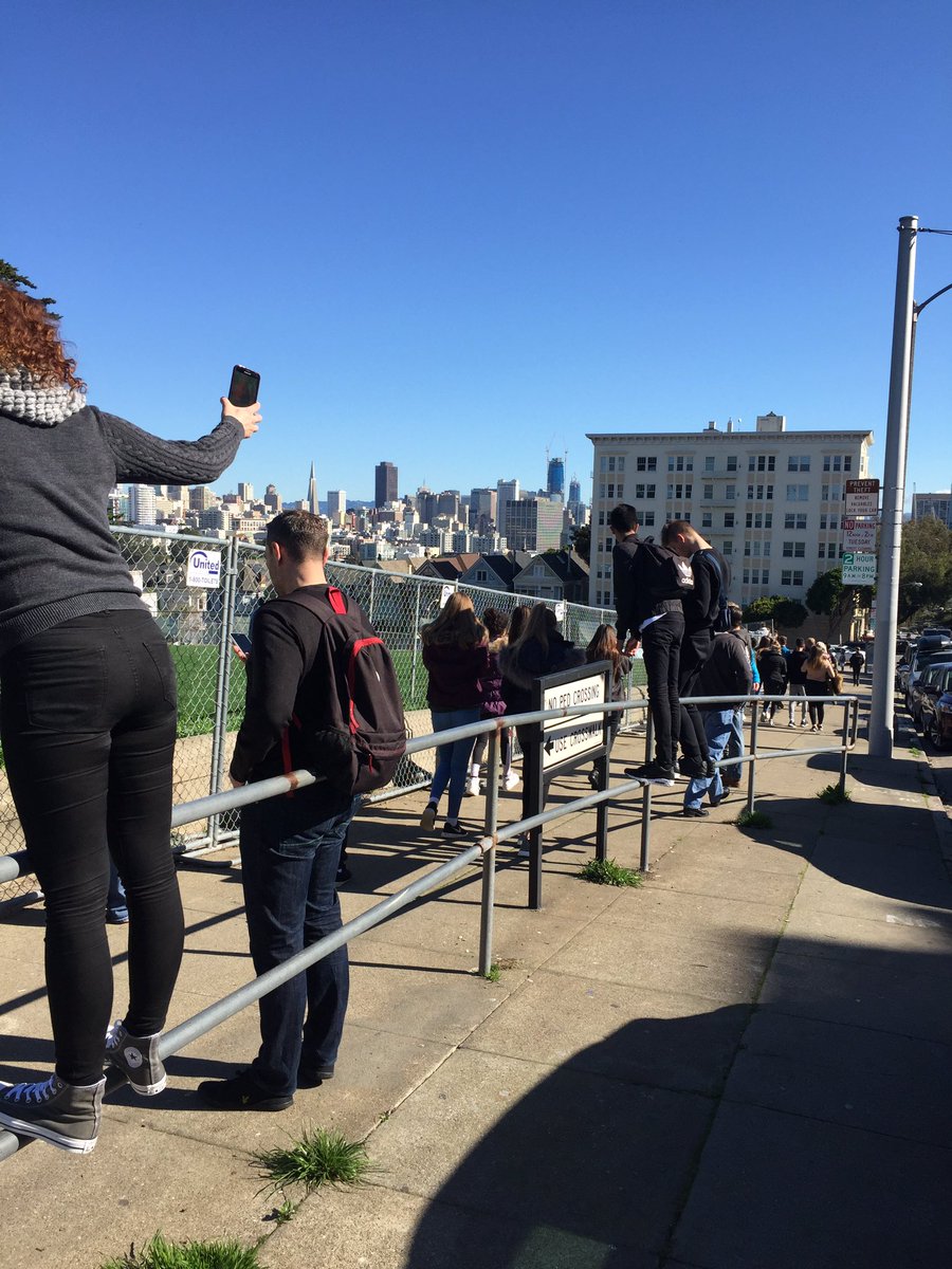 MissGSmith_Chan's tweet photo. San Francisco tour! @ChancellorsSch https://t.co/YwzyBaprSp