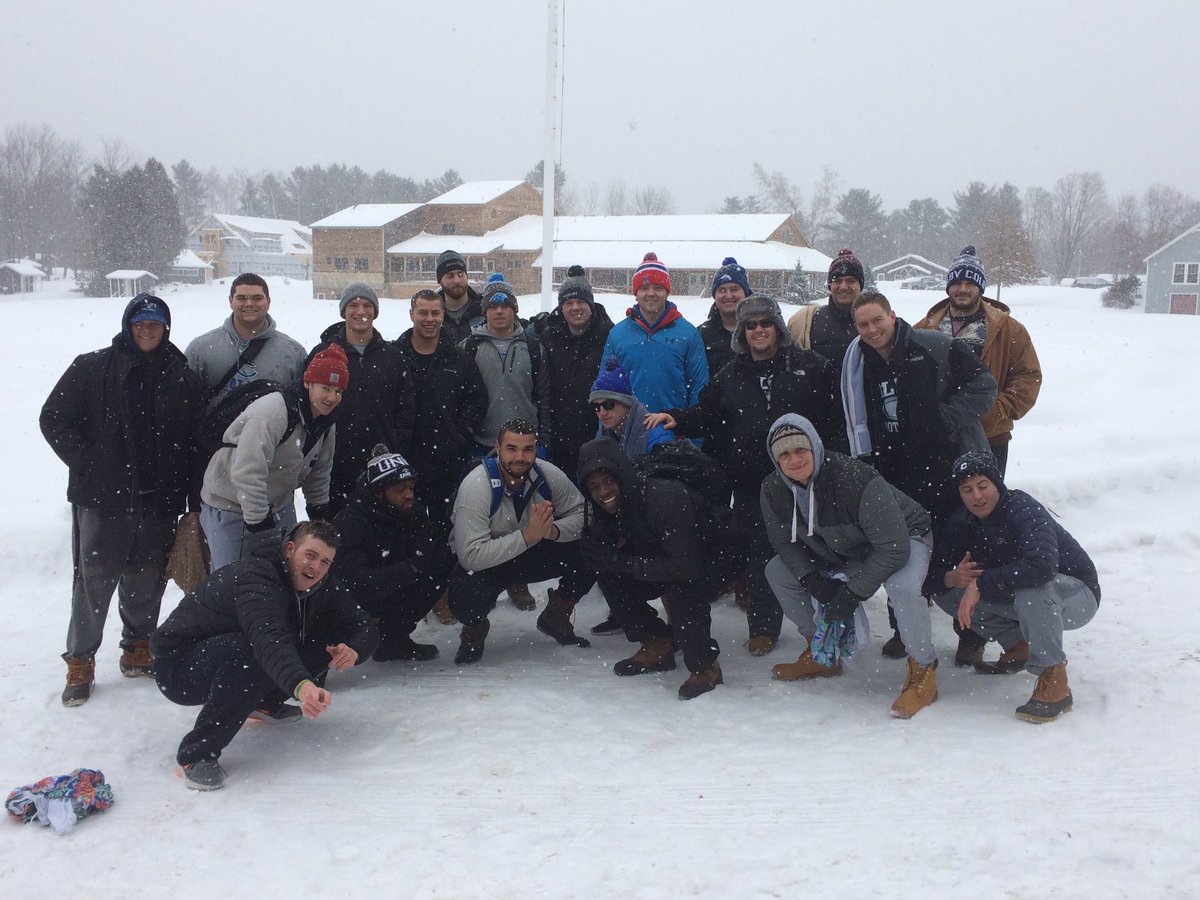 Colby_Football's tweet photo. Great morning at the Polar Bear Dip raising $$ for those in need in the Waterville area! We even got a car out of a snow bank! #BTP #BTC https://t.co/fD3LSAvIvZ