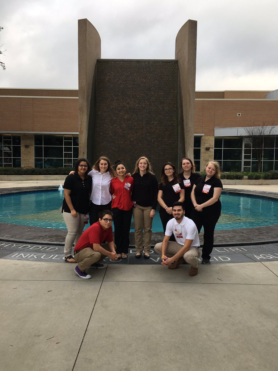 roofccla's tweet photo. WHS FCCLA representing well this morning at Region 2! #soccermomsunite https://t.co/L2my22UW0X