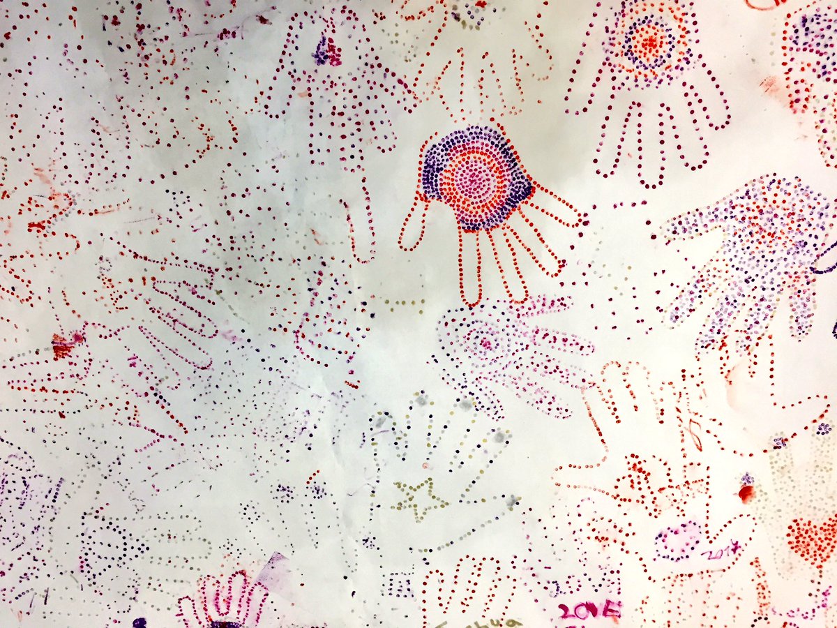 STEM_ON_Notts's tweet photo. A really fun science &amp; art in @intuBroadmarsh with @IgniteFutures looking at the patterns in our cells! #FOSAC17 https://t.co/jgktKjVEGw