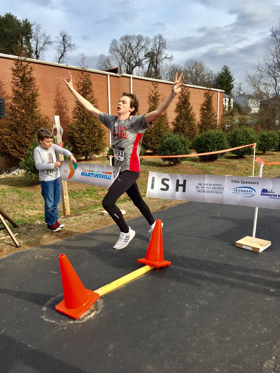 zekeshrader27's tweet image. 9 miler completed....up next half marathon training 😈 #improvin