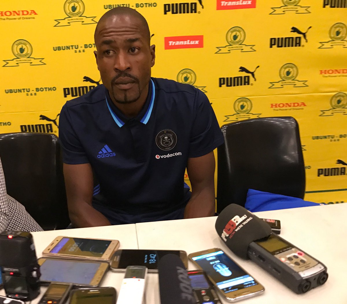 thandi_399's tweet image. #PostMatchInterviews
Mhlongo: &quot;We can&apos;t blame the players, Sundowns was just better on the day&quot;.
