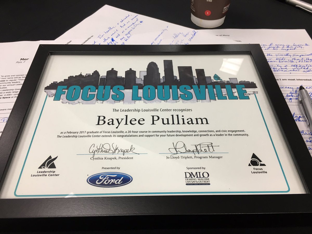 BayleePulliam's tweet photo. Yay!! 👩🏼🎓🎉🎊
#focuslou https://t.co/MheqRRZWa8