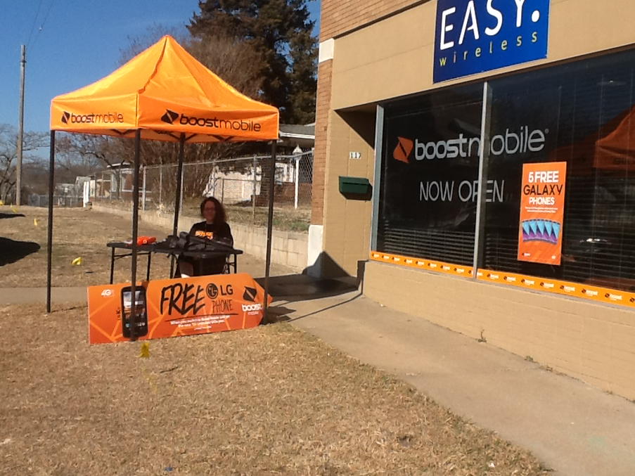 Easywireless68's tweet photo. #BoostMobile 
Come on by for prizes and Great Deals at Boost Mobile in Bristow Oklahoma! https://t.co/1wb4tP4nR7