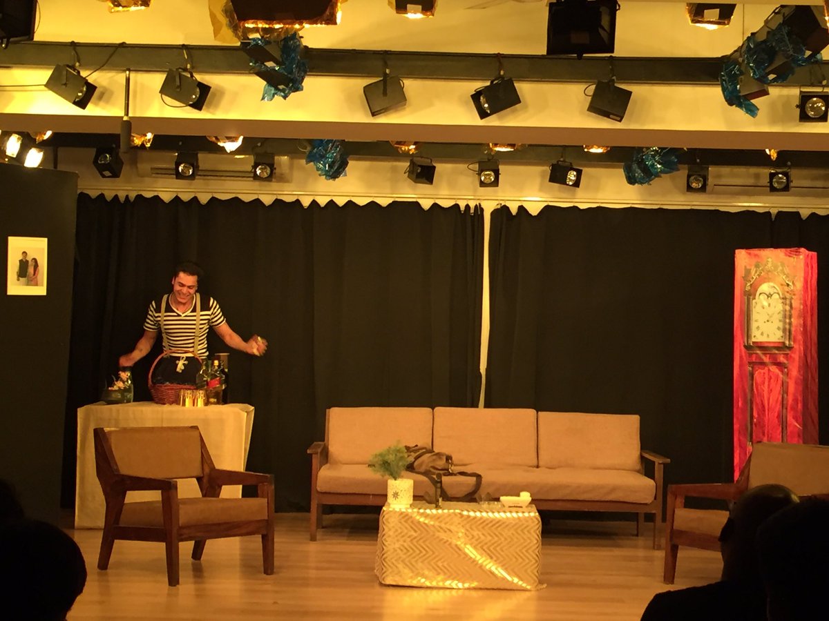 ap_mum's tweet photo. A scintillating performance by the amazing actors of @actorprepares #repertory #new show #TheVirtuousBurglar Keep it up guys! https://t.co/7tSMyfcfk2