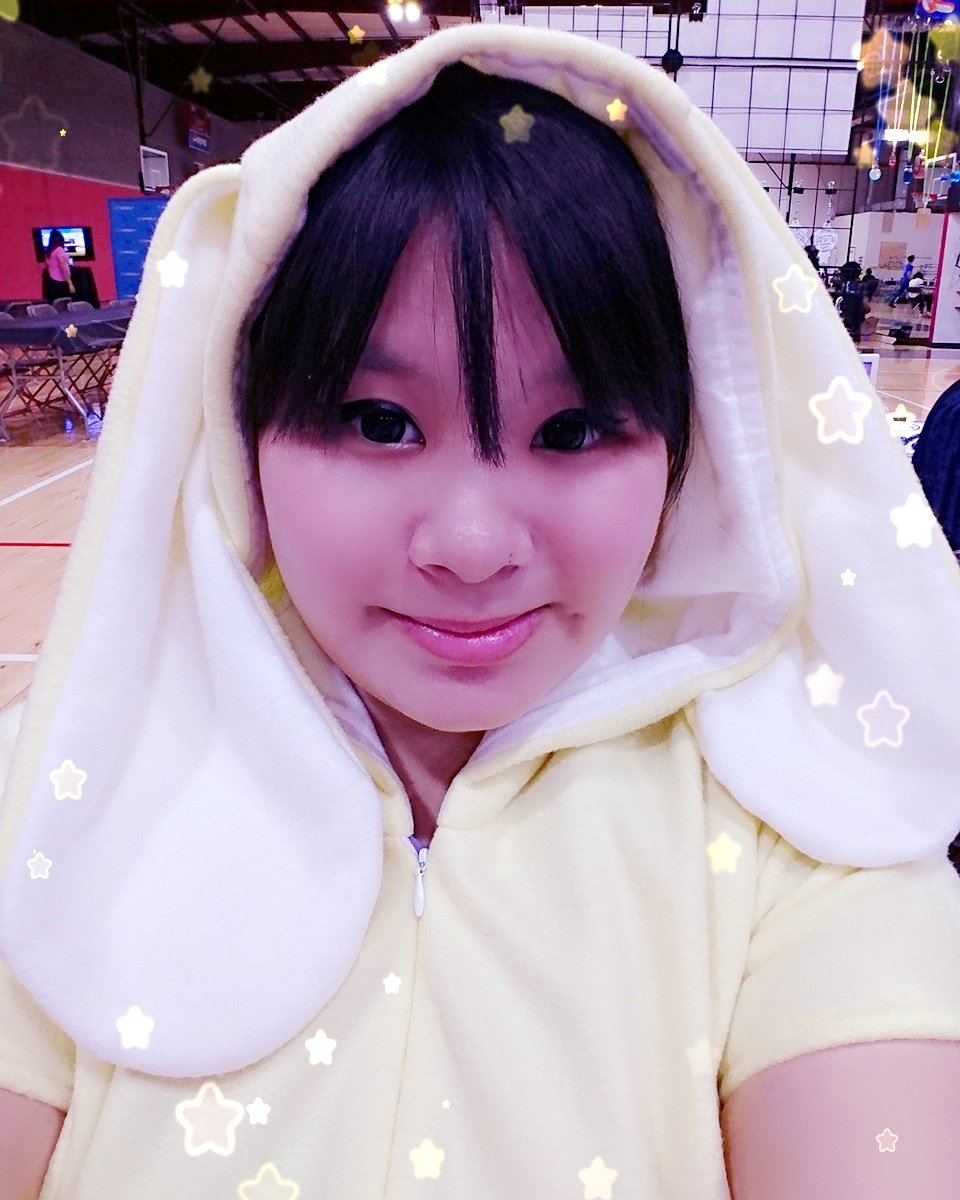 Starry_Akari's tweet photo. I'm a cutie bunny today~ ✨ Visit me at #GoGames360 event at my booth @xCutieBunni 🐰 https://t.co/HAQCVZw9bY