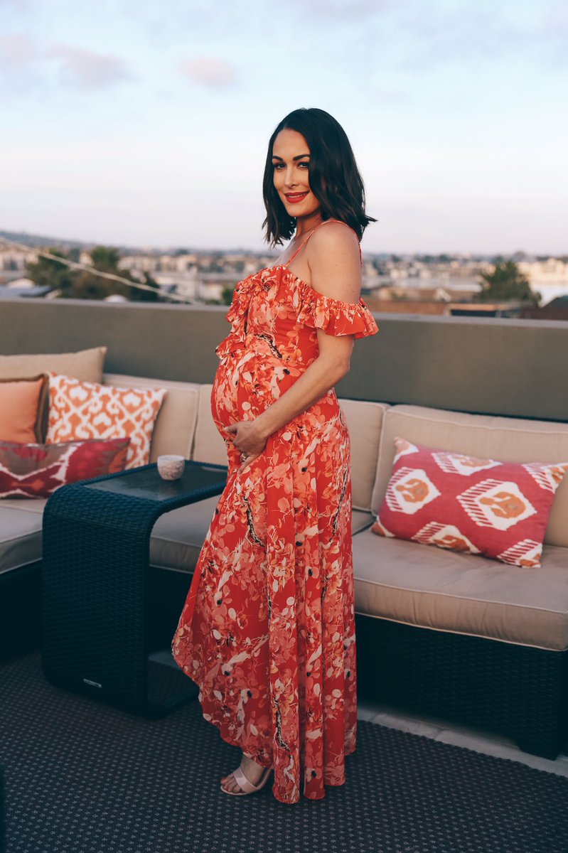 NikkiAndBrie's tweet photo. 29 weeks pregnant!! Feeling better than ever!! #pregnancy https://t.co/Tohney8aSE