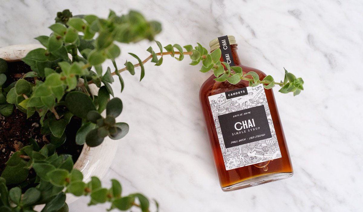 AIGAeyeondesign's tweet photo. Simple flavor + intricate design = 🍸 time. @cahootsmade does the flavor. @lucyengelman illustrates. >> https://t.co/leOOHKXJbJ https://t.co/g1I3bHysdU