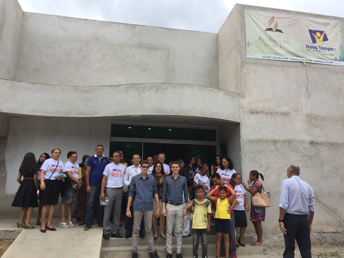 MHelearte's tweet photo. Igreja de Santana em Camaragibe está  participando ativamente do Programa  10 Dias de Oração e 10 Horas de Jejum com o Tema Eventos Finais! https://t.co/VLWiWdKCnG