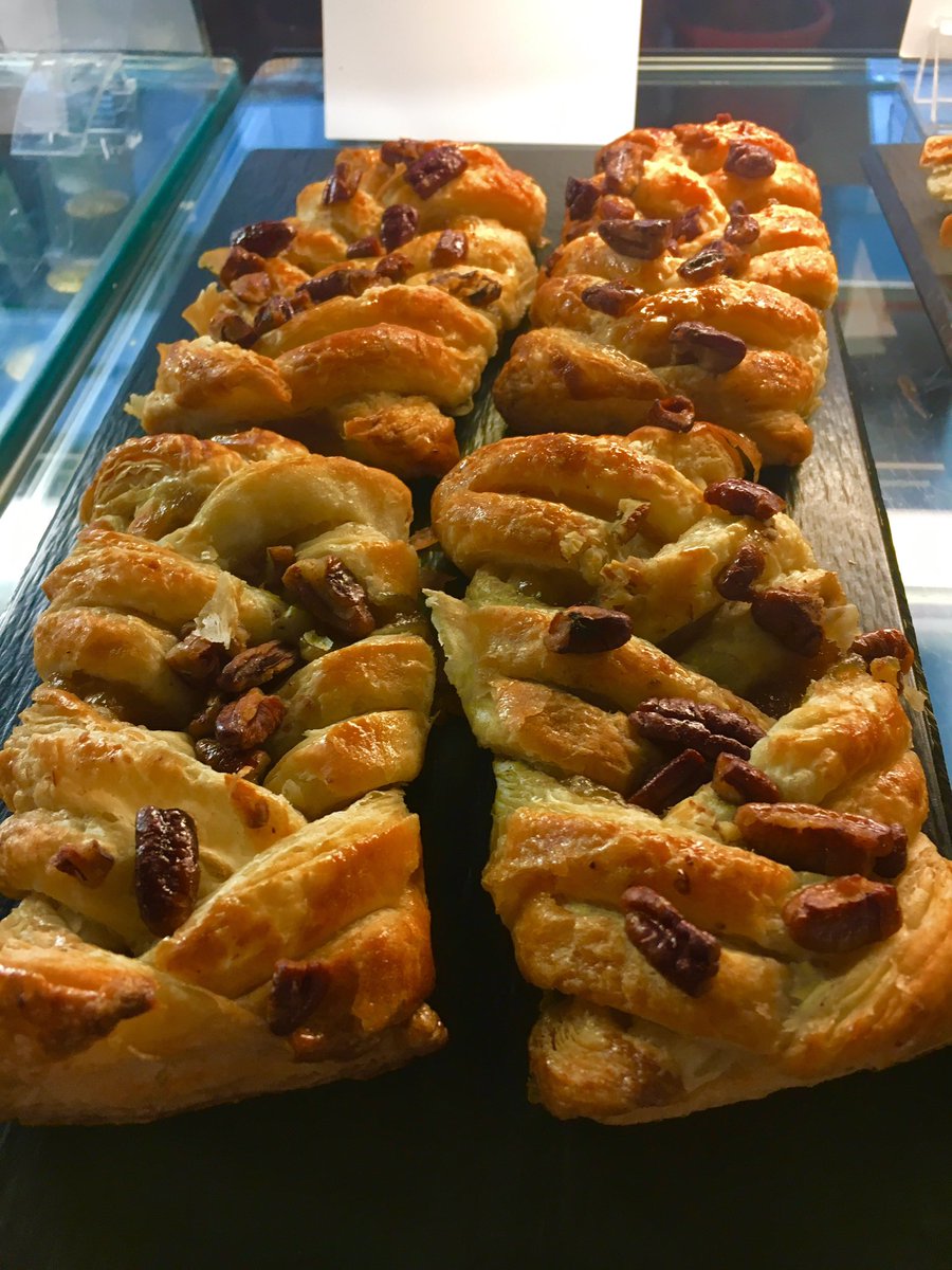 WellingtonsBrad's tweet photo. Homemade pecan slices! Made by the lovely nick🎉 https://t.co/TCePe2hmrq
