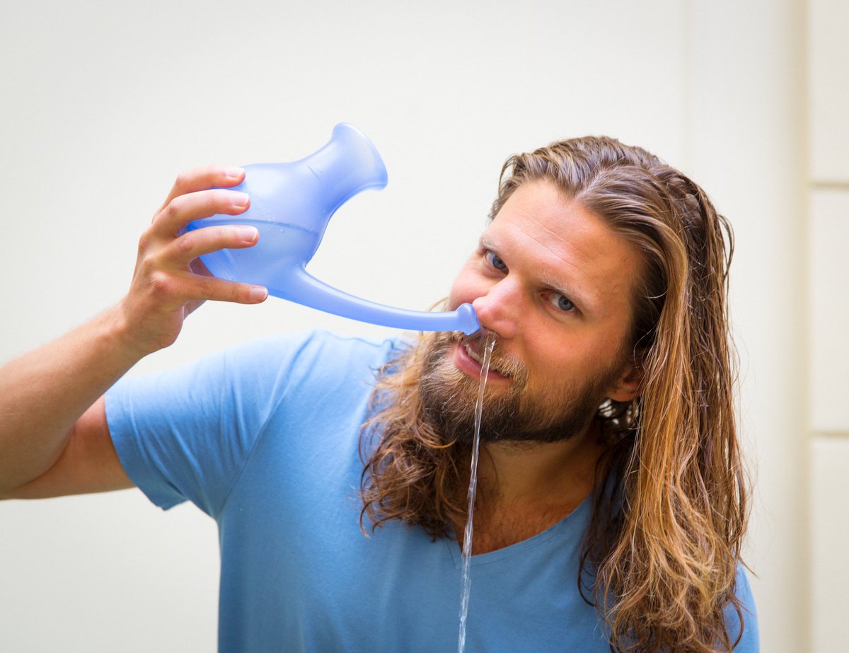 Min_Yoga's tweet photo. #neti #nosecleansing is good against nasal congestion, colds, sinusitis, hay fever, allergies. It also increase mental clarity. https://t.co/1cZR3MYCAV