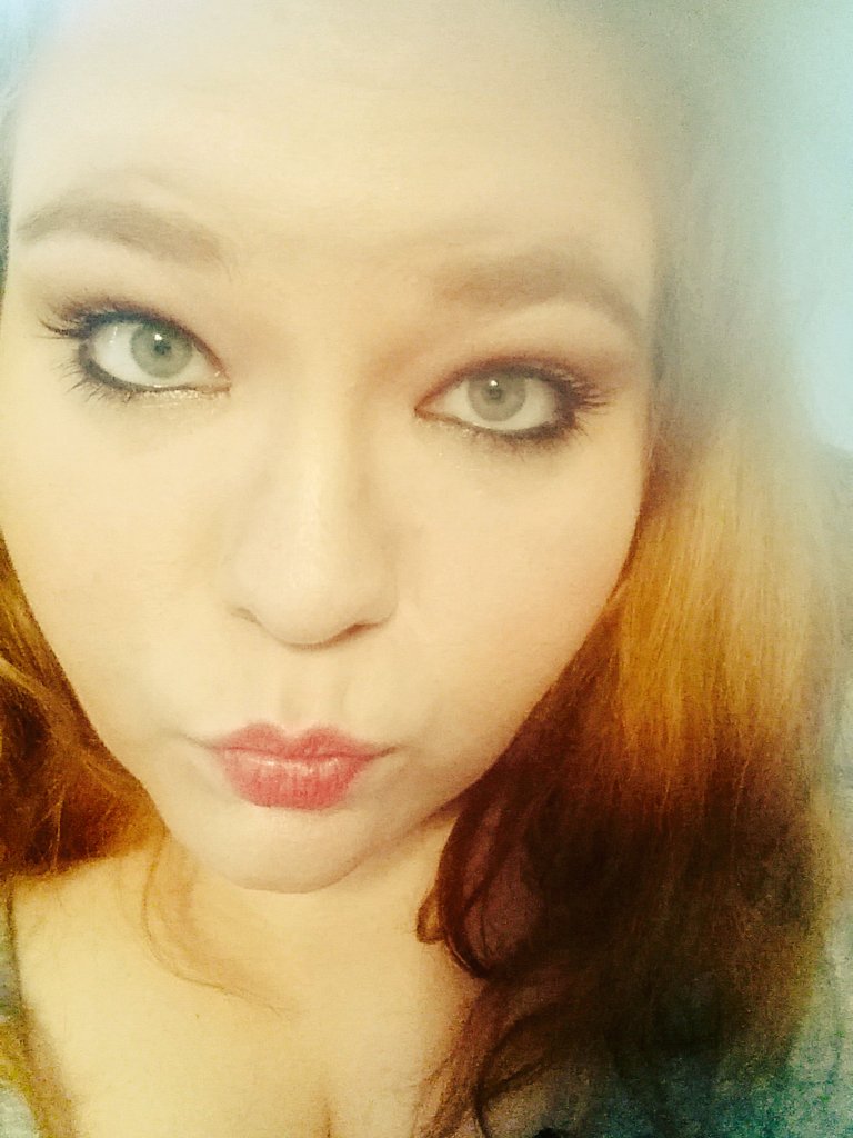 KayleeKiggins's tweet image. Kisses