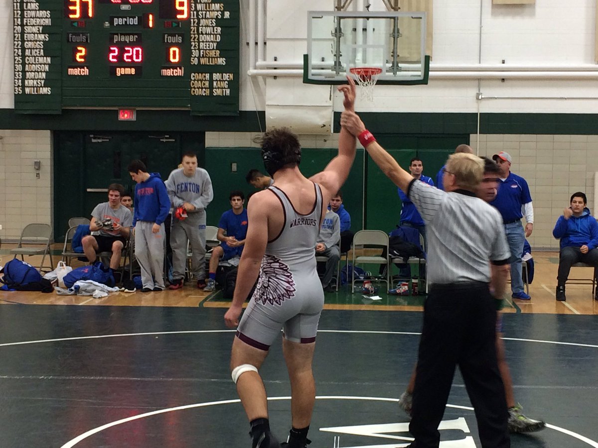 Derek Johanik is one win from State! His next match will be on our Instagram Live (wheaton_academy). Connor Scanlan up first in 20 mins!