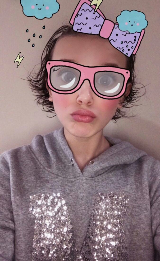 StrxngerMike's tweet photo. Está bebé acaba de cumplir añitos 🤗
Es demasiado hermosa, igual no la miren mucho porque es mia ☻💘
Te amo, bebita hermosa 😍 
@milliebobbybx https://t.co/6rOmZiKimf
