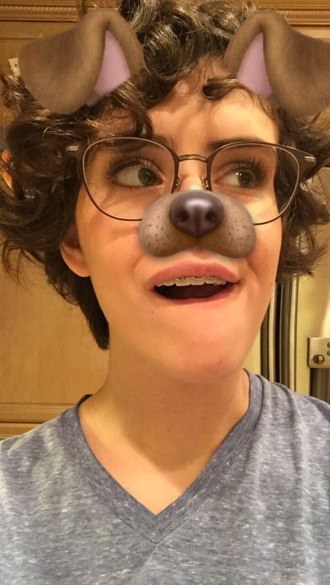 nihilisims's tweet image. this filter makes every single pimple and acne scar that i have disappear