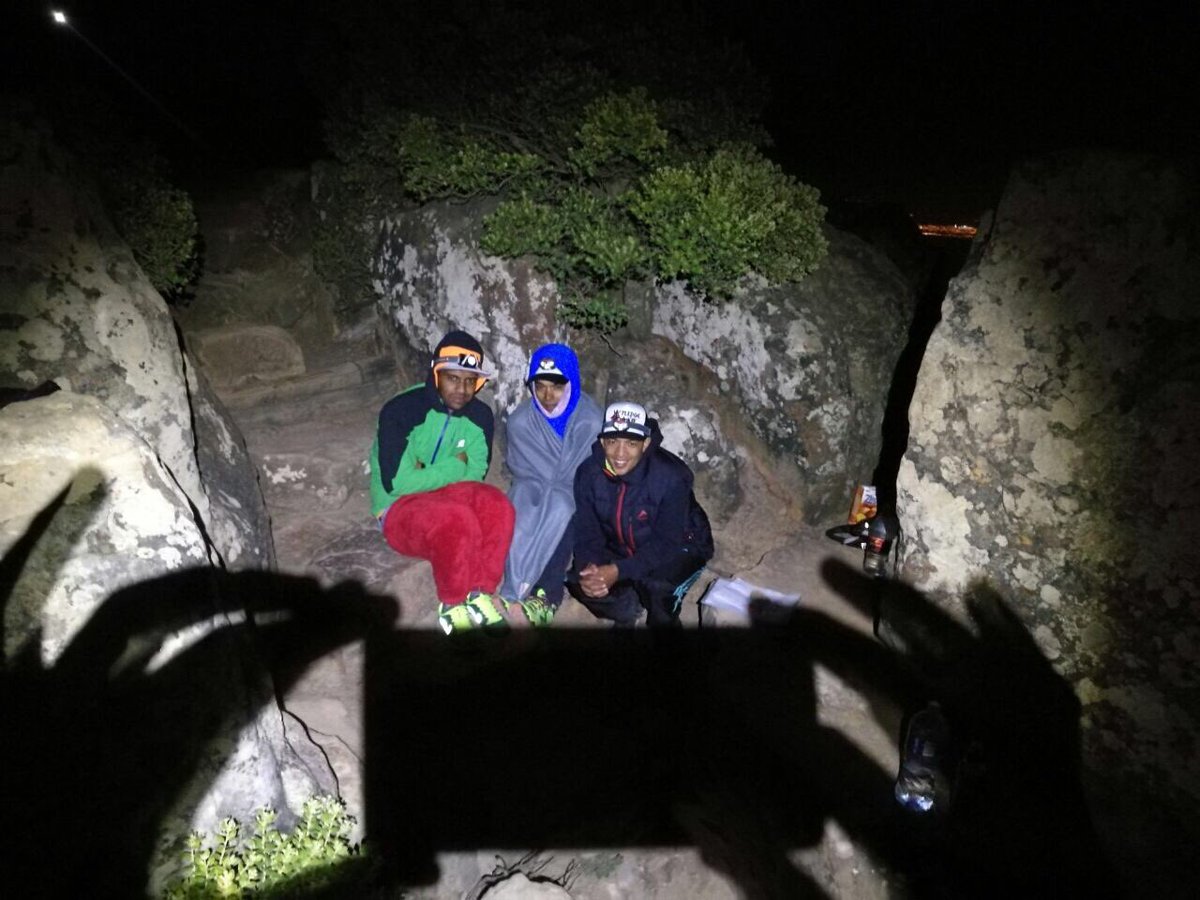 batrunct's tweet photo. Our volunteers are next level at #batrun2017 - huge thanks again to all of you. Here's Cp.3 on Lions Head hanging tough. Shot https://t.co/w0lF0C3XLw