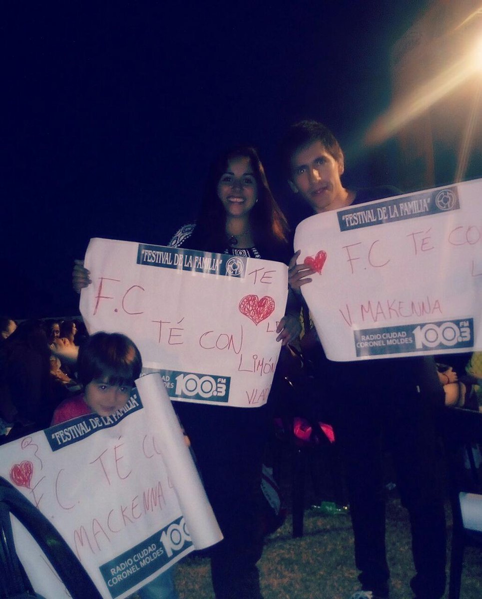 soniagongora07's tweet photo. @BiniBetty @fc_lap #TeConLimon dice PRESENTE en el #FestivalDeLaFamilia haciéndote el Aguante @LucianoPereyra 😍 https://t.co/ZOfDCmE1Do