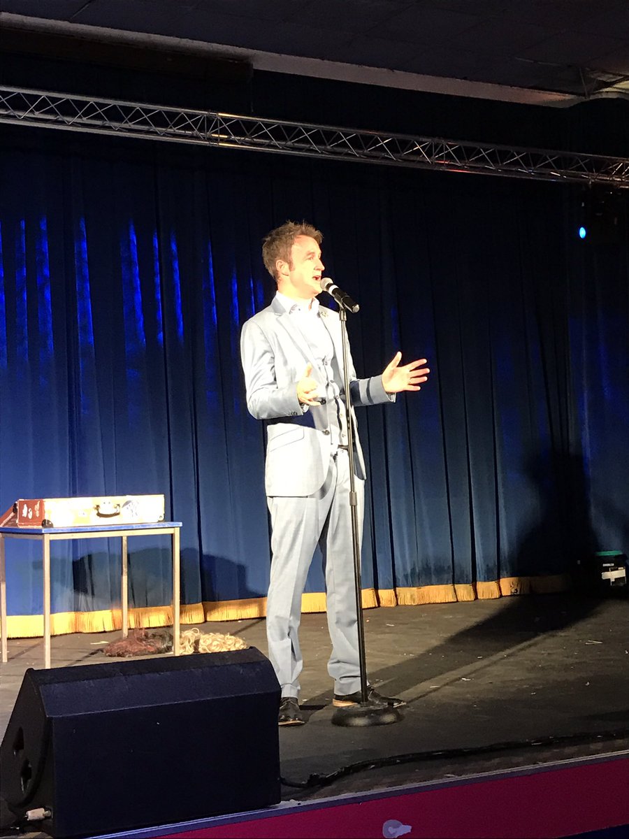 camberblues's tweet photo. Awsome night at #pontinscamber with @jon_clegg thanks mate!!! Crowd looooved ya!! 👌🏼👍🏼 see you soon https://t.co/DzpKfzl0W8