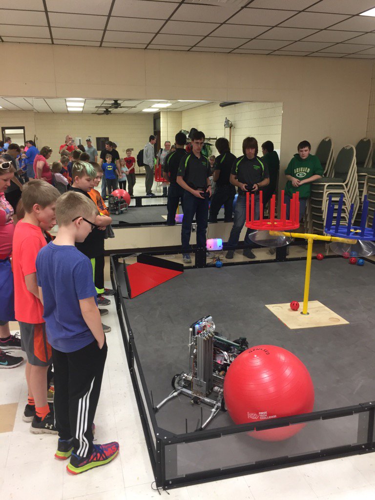 ftc11772's tweet photo. Geneseo team 11772. Sharing all about robotics and FTC at the Geneseo Cub Scout Lock-in. https://t.co/PO1viiUiwN