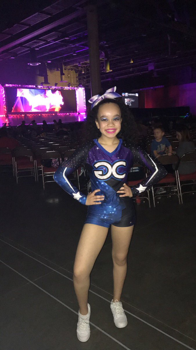 jeansj's tweet photo. #cheeramerica #gogalaxy https://t.co/3WmxwElWC1