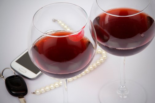 PeelPolice's tweet photo. Please drink responsibly as today is #NationalDrinkWineDay Alcohol &amp; driving don't mix. Designate a Driver this #FamilyDayWeekend https://t.co/mbwLIXAP1L