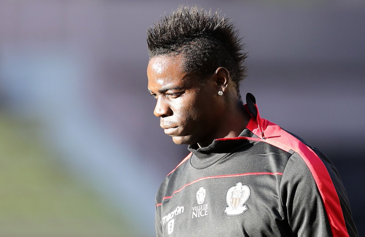Squawka's tweet photo. Mario Balotelli's Ligue 1 season by numbers so far:

14 games
9 goals
4 yellow cards
3 red cards
0 assists

Headlines guaranteed. https://t.co/0AGum3eGRs