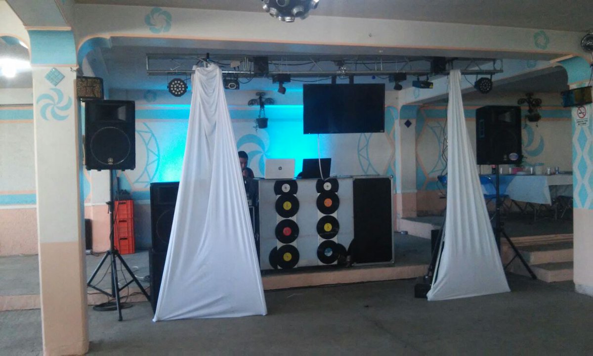 dj_meps's tweet photo. Hoy celebraremos con nuestros amigos de la familia Peralta Robles en Santana tlapaltitlan #Bautizo #Comunion #dj #Fiesta #AudiosMeps https://t.co/M9WNkMcX6u