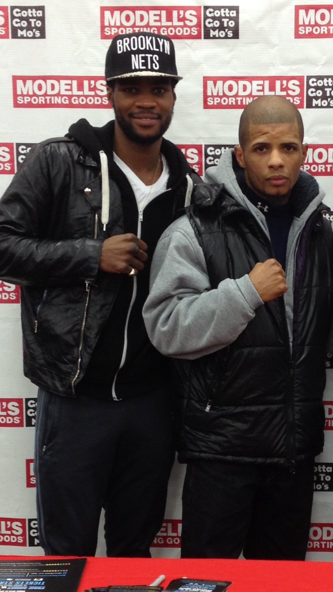 WONPROMOTIONSNY's tweet photo. Supporting Team Browne Tonight on @shosports! #BoxingFamily #Boxing #Brooklyn #NYC #BrooklynBoxing @Brooklyn_Boxing @Marcus_Browne https://t.co/zyP9VzkRd0