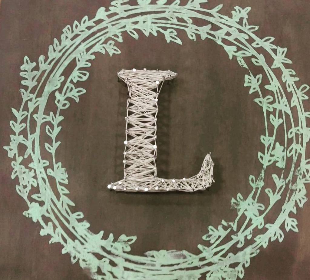 PinspirationAZ's tweet photo. We just love the string art /chalk couture combo! #pinspirationaz #trydiy #monogram #monogโฆ https://t.co/SybqDMKRCz https://t.co/29N4sI1Y43