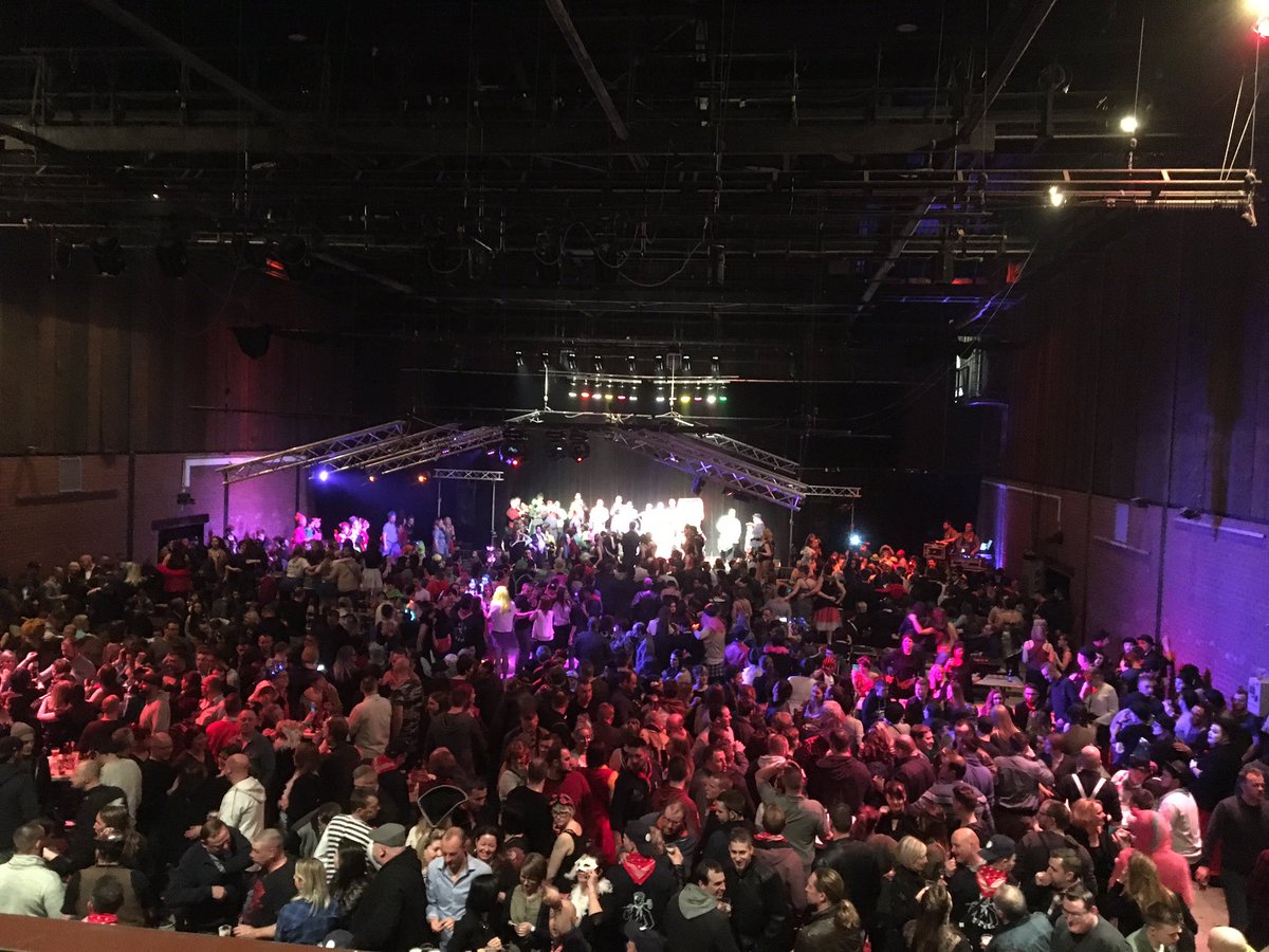 serge_hustache's tweet image. Ambiance!!
#Carnaval #Basècles #2017