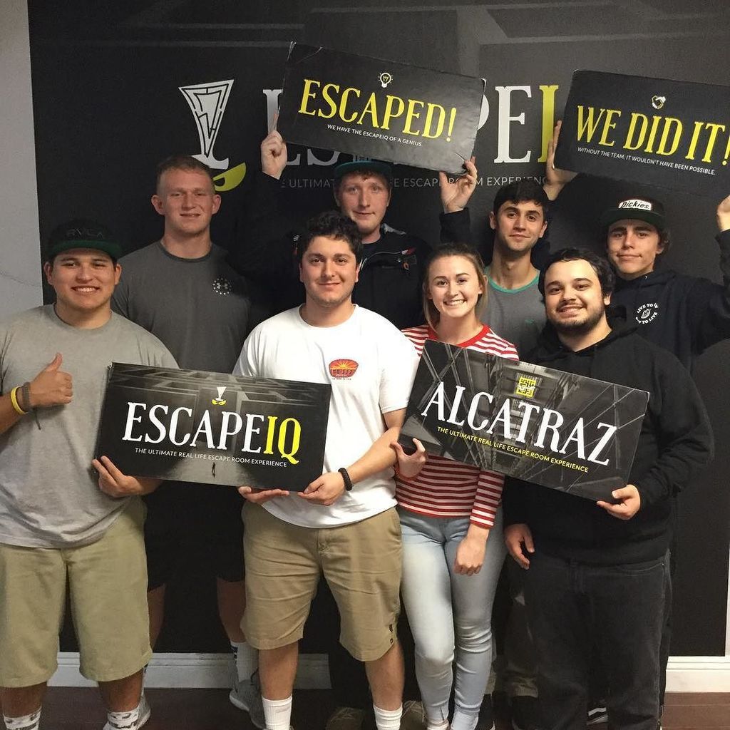 EscapeIQ's tweet photo. Success!! #artsdistrictla #dtla #LA #escaperoomla #weekend #escaperoom #escapeiq #thingstodoinla https://t.co/iRffcdfUJG