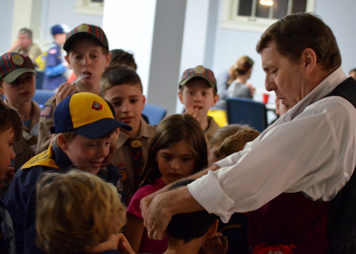 pack39nc's tweet photo. Thanks to Happy Dan, the Magic Man, for a great show at our #BlueandGold Banquet! https://t.co/HSi6rebxGM @BullCityScouts #WhosFine https://t.co/WKWTLrYvwY