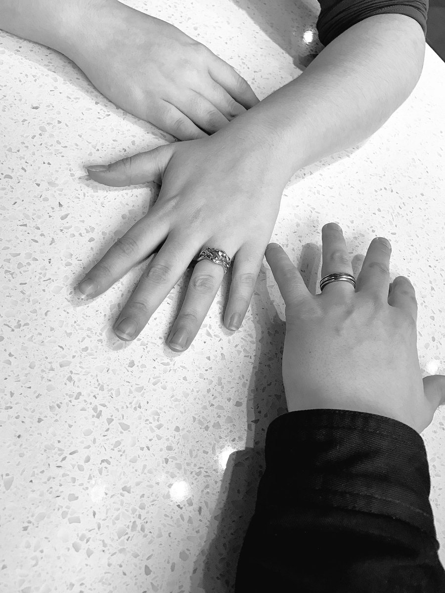 Awesome meeting with <a href="/NINA_Weddings/">NINA Weddings</a> and Jessie&amp;Jessie!! The rings will be completed for Thursday's #WinterWonderlandWedding 💍