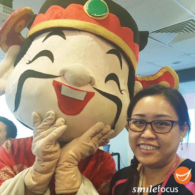 Jennifer Ho, purchasing officer, making friends CNY-style, here with the Goddess of Money

#smilefocus #cnyhighlights #happystaff