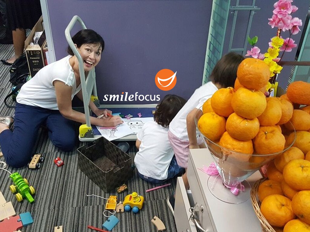 Dr Salanitri, our children’s dentist, enjoys play time as much as her patients. Forget the ang pau, just bring her the colouring pencils!