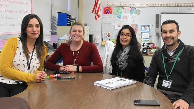 CHolmesEDUC's tweet photo. So excited to see Co-Teaching in Dual Language, after learning more about this teaching style in EdPsych!  #gccedu
https://t.co/GebpuRR3vV https://t.co/WuSYGaGXLG