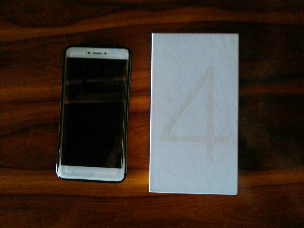 KumarHaribalan's tweet photo. #new_mobile
#redmi_note4
#dad_gift
#thanks_dad_mom https://t.co/FsjCiVjVF0