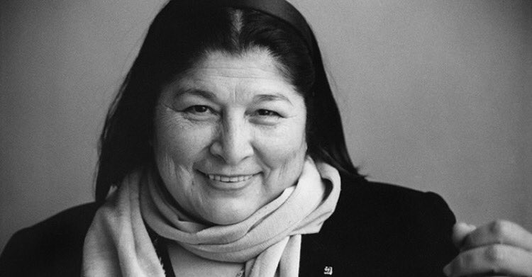 multiteatro's tweet photo. Hoy hace 35 años Mercedes Sosa regresaba del exilio al teatro Ópera para brindar 13 recitales, con policía grabando de la consola de sonido. https://t.co/an53RXJVrd