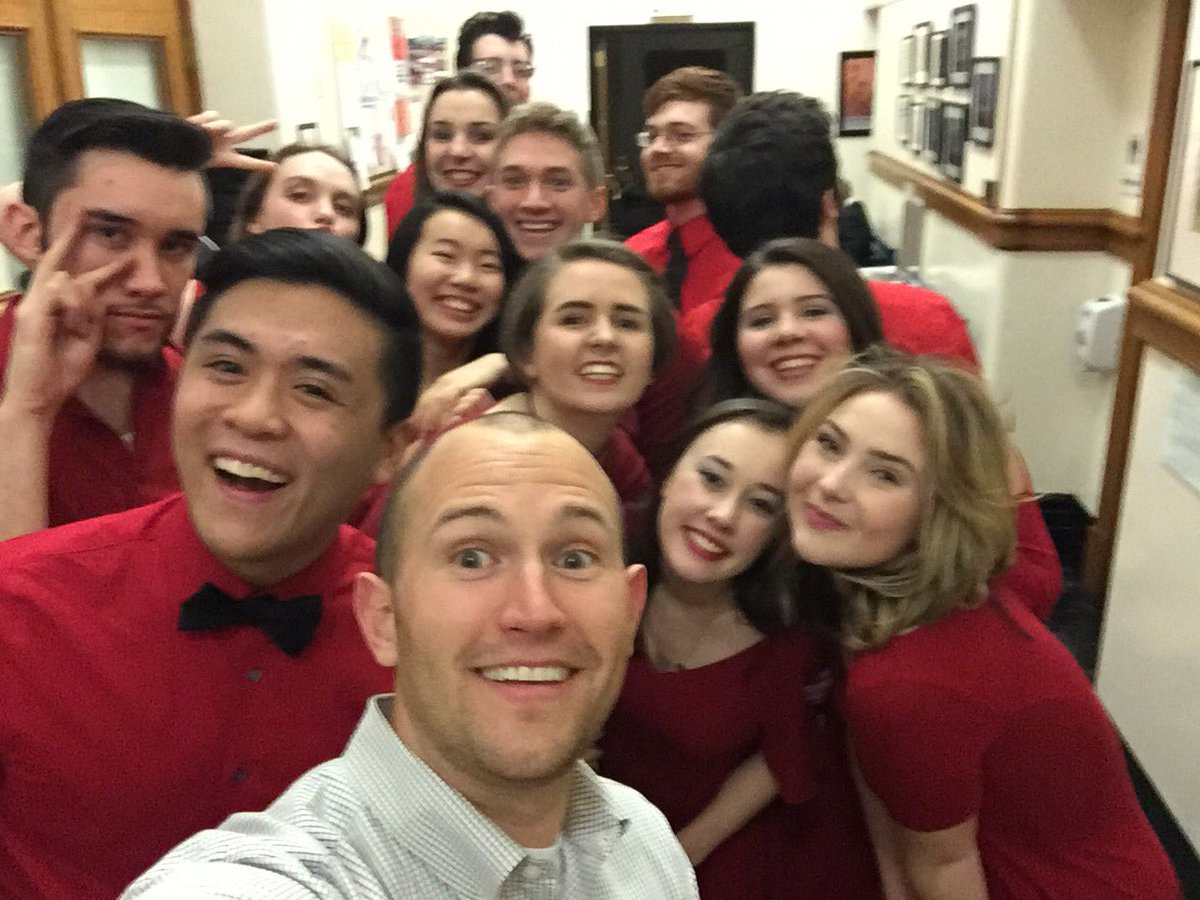 NotwithoutCoop's tweet photo. @fordhamhotnotes are bringing to thunder! #icca #meltsomefaces https://t.co/qbSHEQRfBe