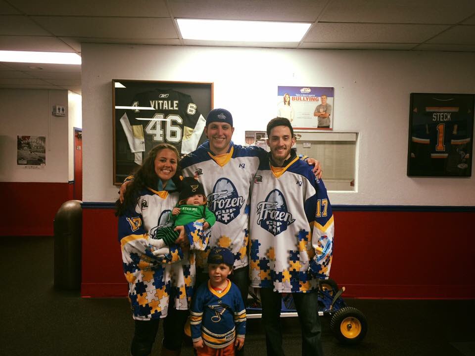 frozencupstl's tweet photo. Let's go @JrBluesHockey! https://t.co/PYUldi13Ql