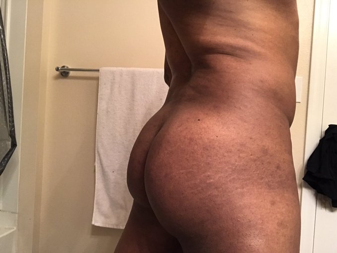 Happy Saturday #booty #ass #bbc https://t.co/9bgFmeHdMt<a href="/tag/booty"class="tags">#booty</a><a href="/tag/ass"class="tags">#ass</a><a href="/tag/bbc"class="tags">#bbc</a>
